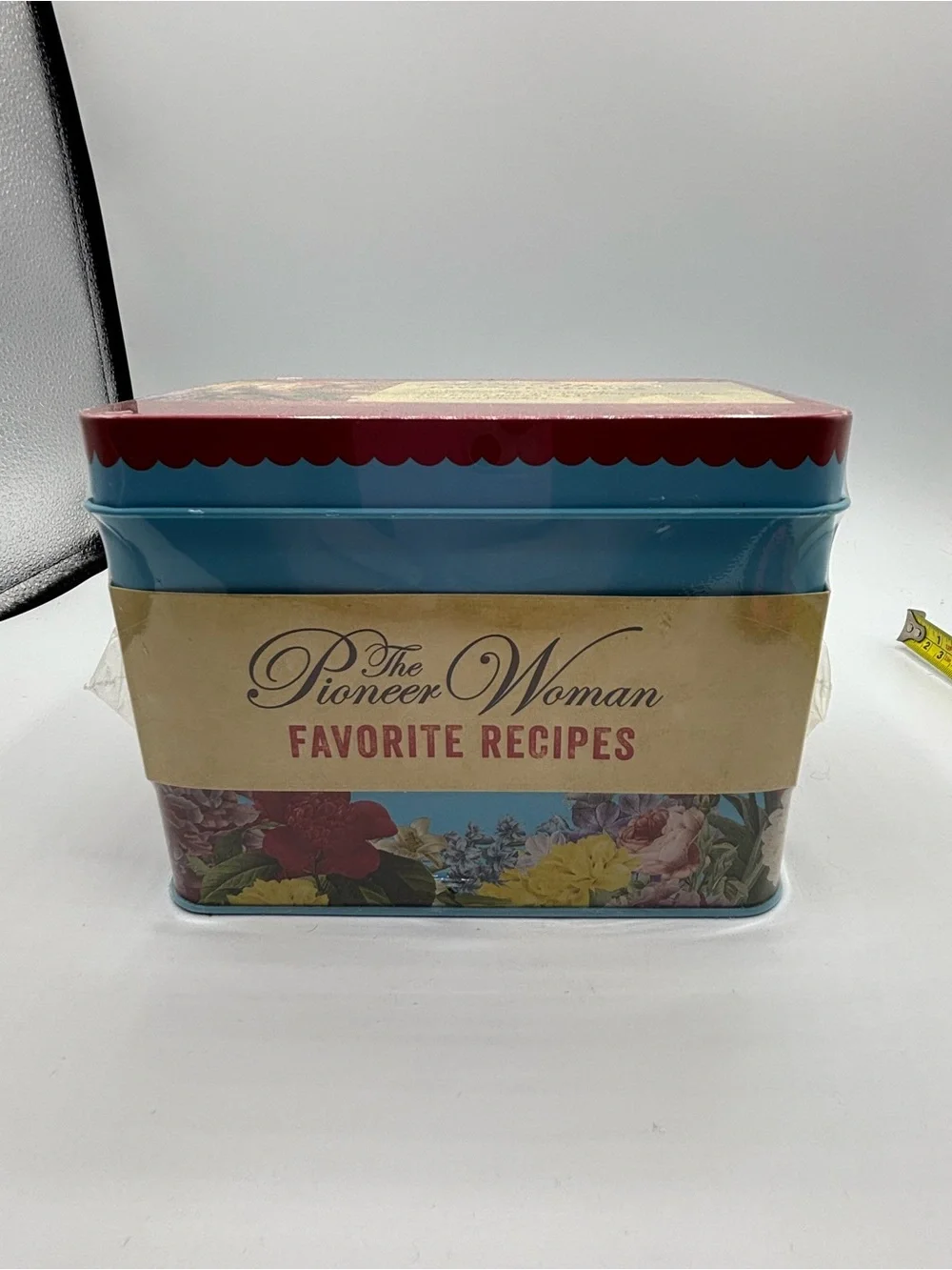 The Pioneer Woman 100 Favorite Recipes with Turquoise & Floral Tin Sealed New